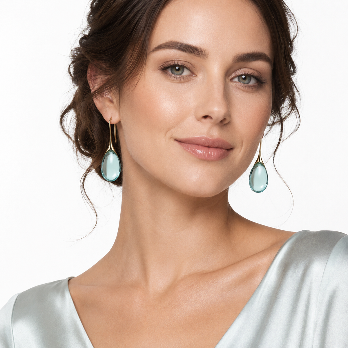 PENDIENTES LARGOS CON CRISTALES VERDE