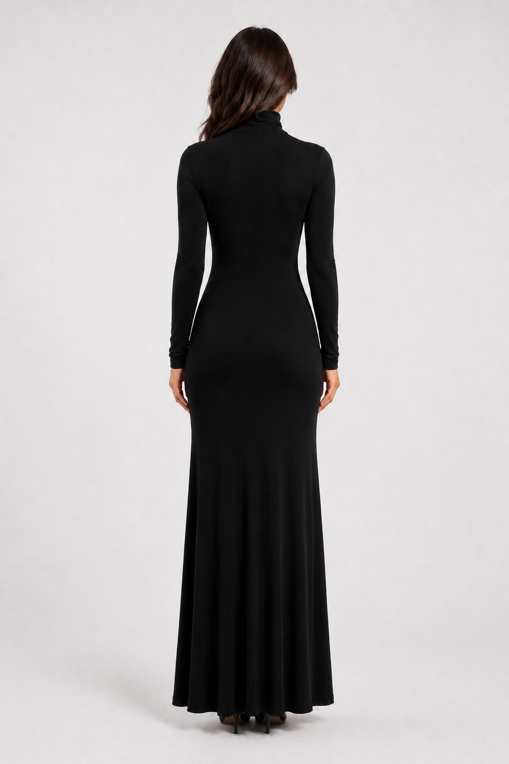 VESTIDO MAXI DE CUELLO ALTO NEGRO