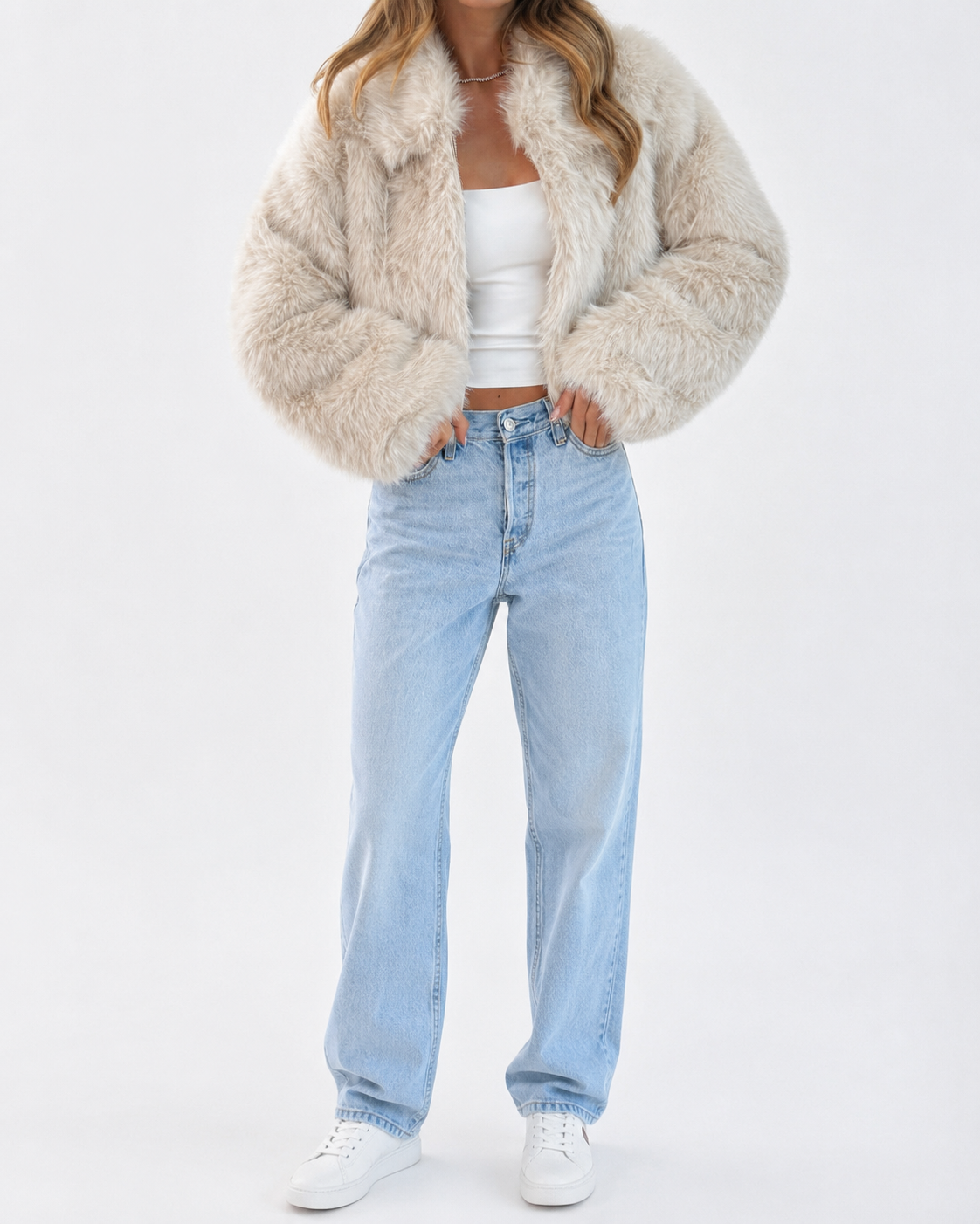 CHAQUETA DE PELO SINTETICO TONO ARENA
