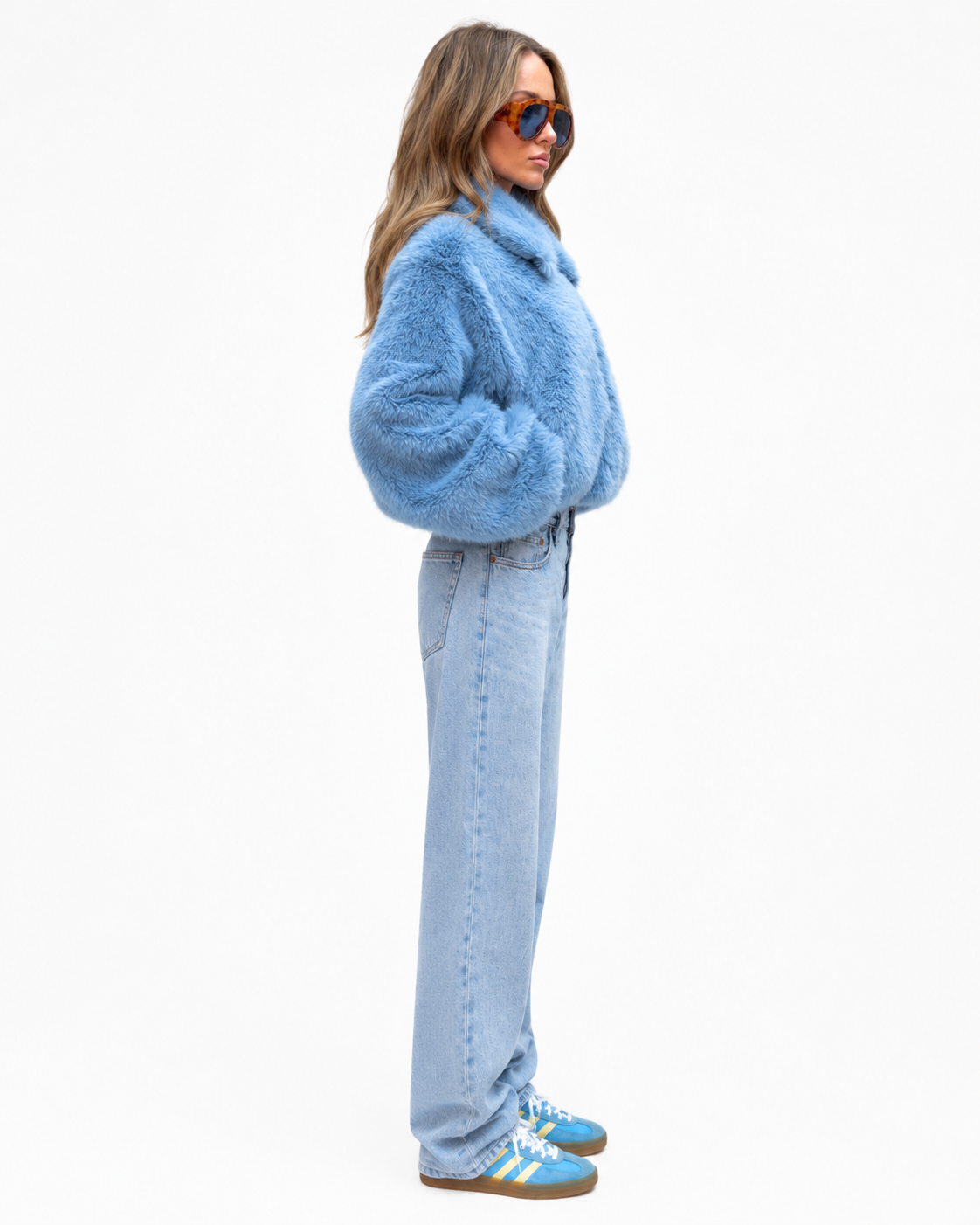 CHAQUETA DE PELO SINTETICO AZUL HIELO