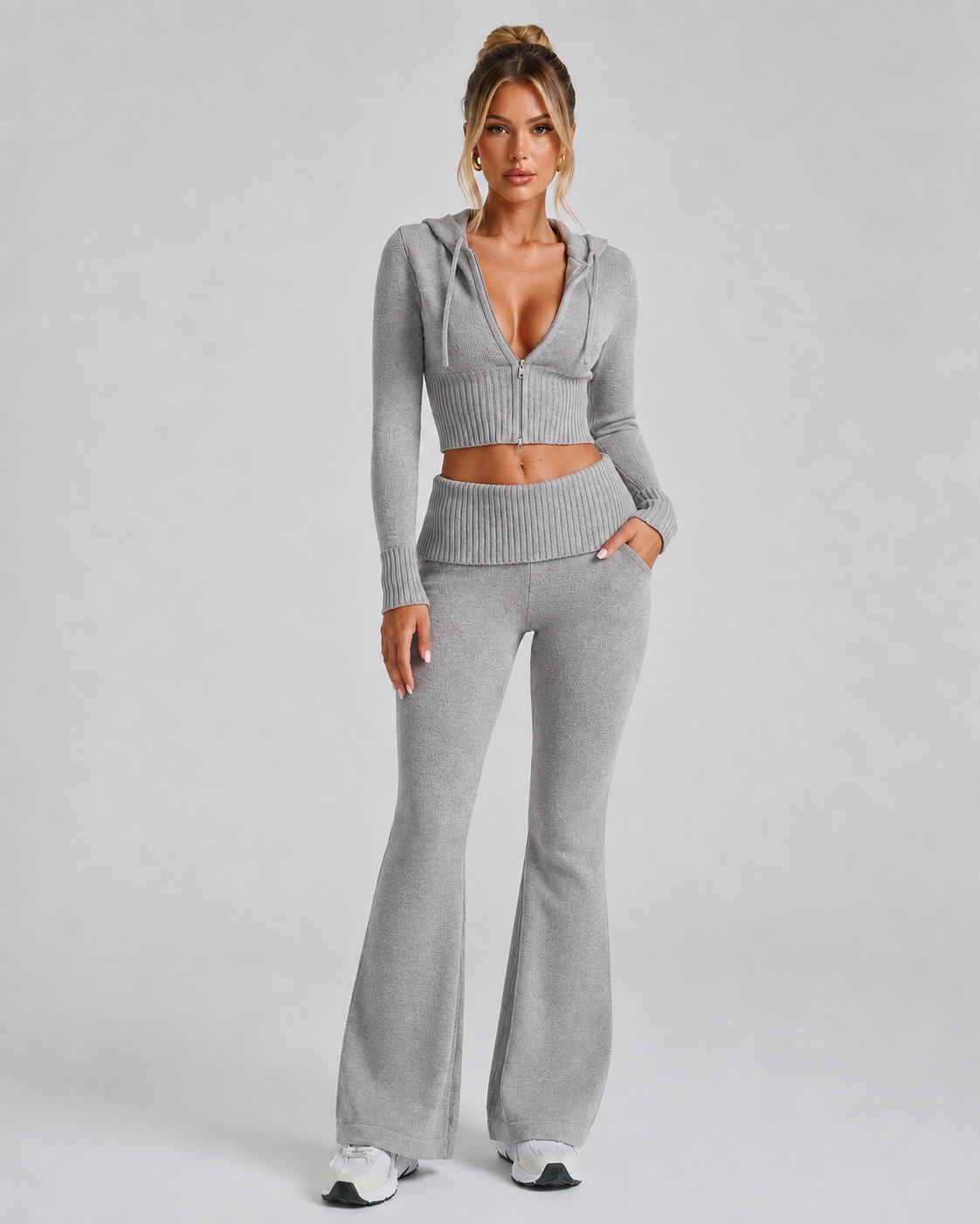 PANTALON DE PUNTO GRIS CLARO