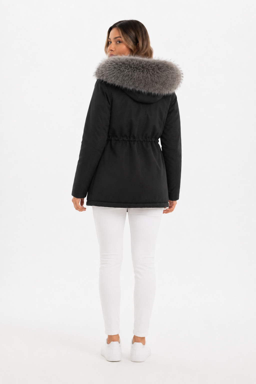 ABRIGO DE INVIERNO CON CAPUCHA DE PELO