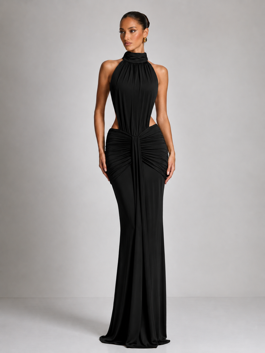 Vestido largo drapeado con escote halter en negro