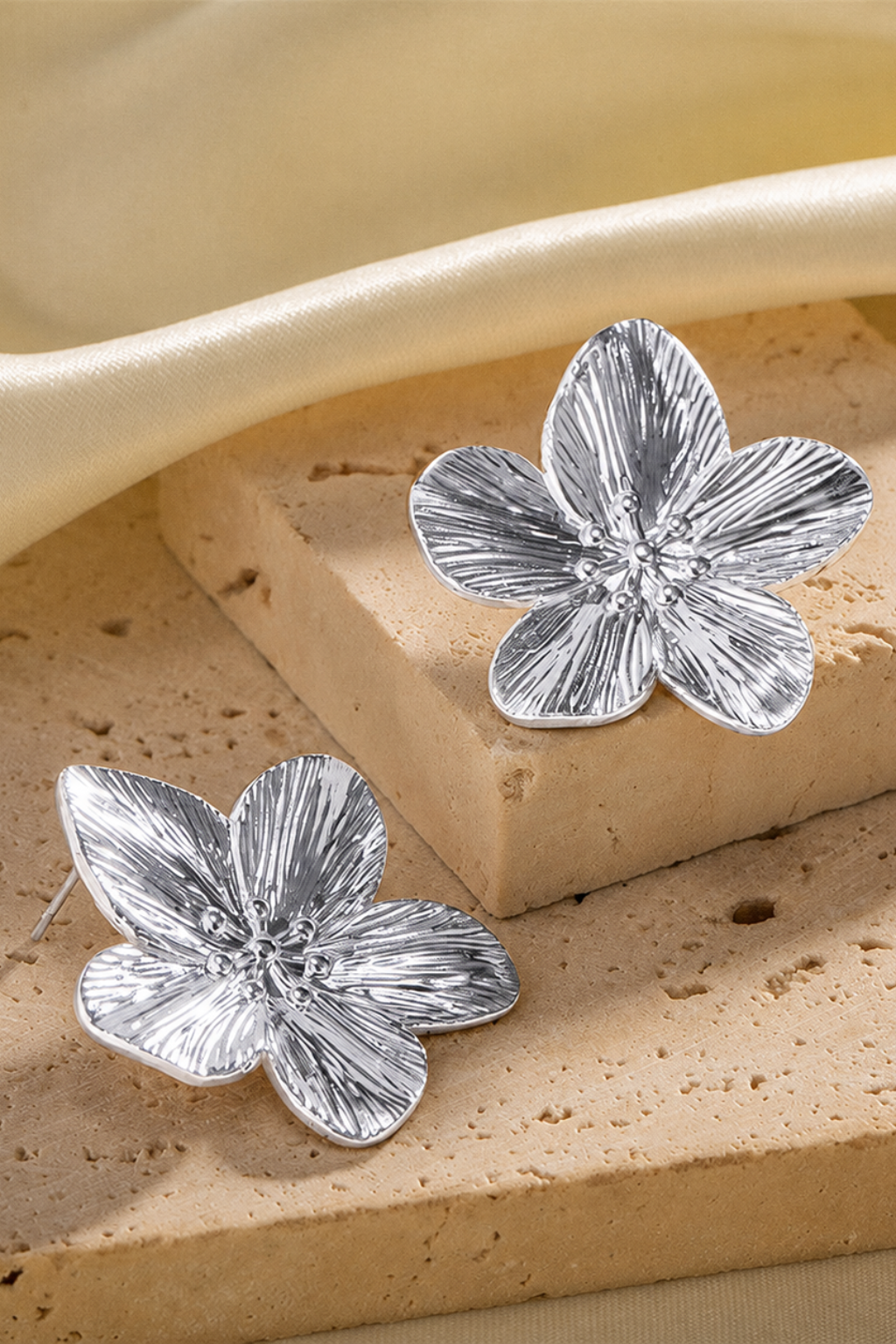 Pendientes Flor | Acabado brillante