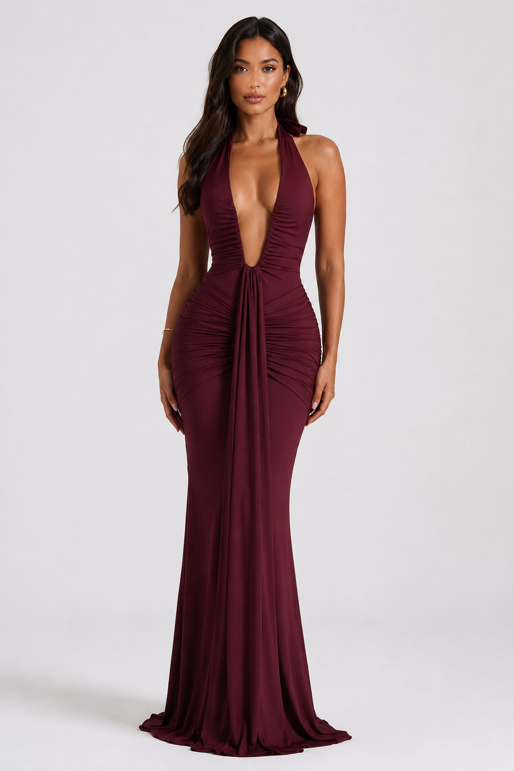 VESTIDO LARGO CON ESCOTE HALTER ROJO CEREZA