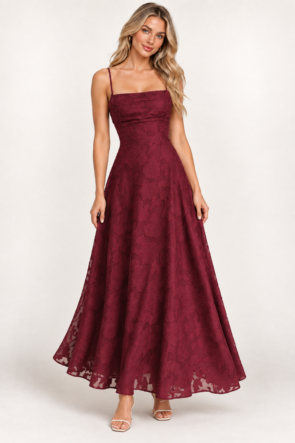 VESTIDO MAXI DE ENCAJE BOTÁNICO
