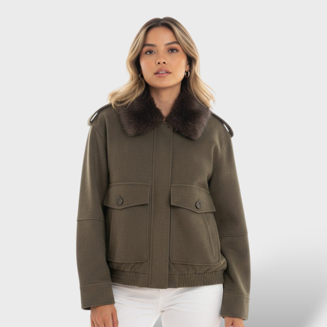 ABRIGO CASUAL CON CUELLO DESMONTABLE