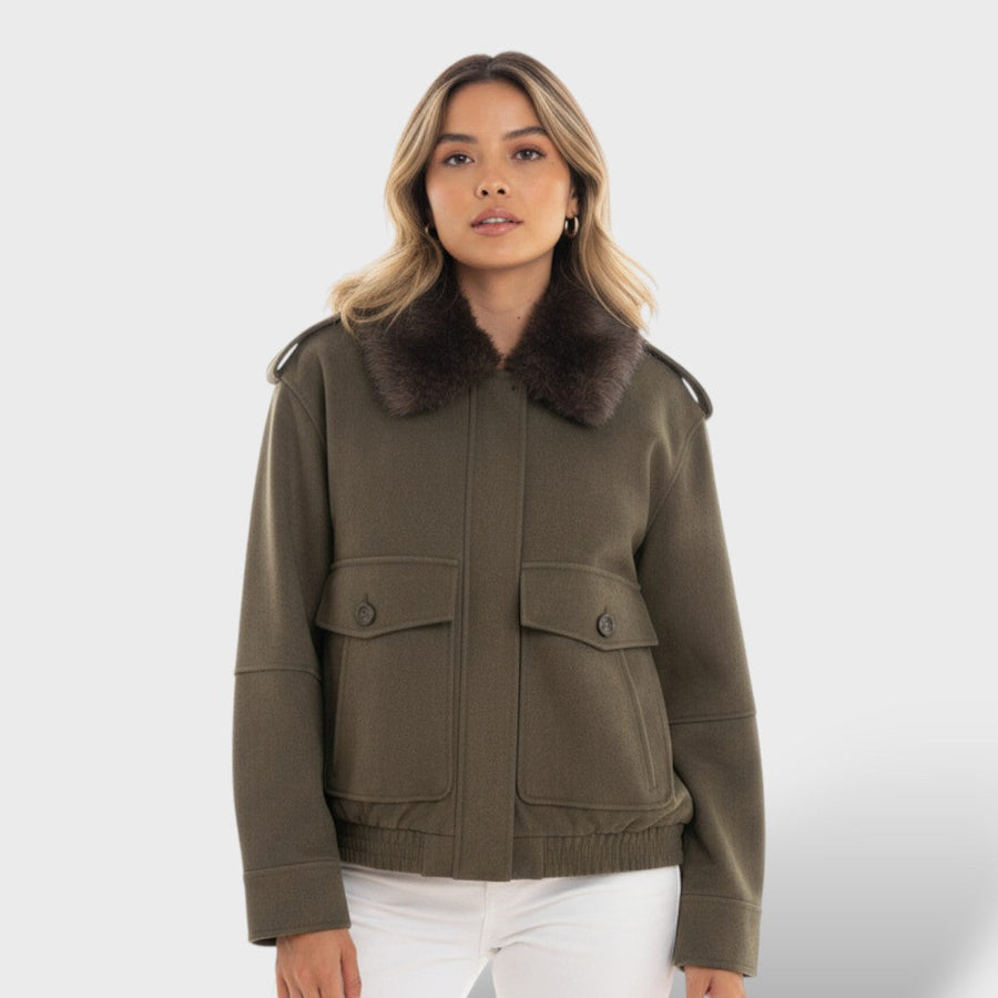 ABRIGO CASUAL CON CUELLO DESMONTABLE