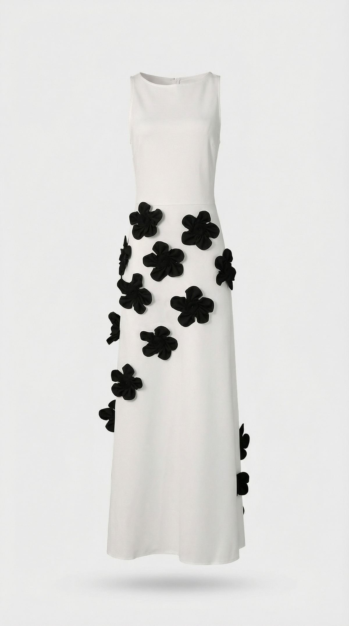 VESTIDO MAXI CON APLIQUES FLORALES BLANCO