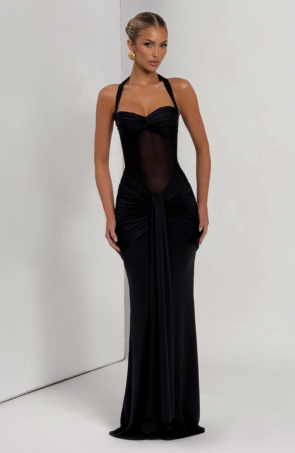 VESTIDO LARGO HALTER NEGRO